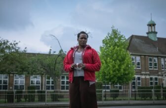 6 Horror Motion pictures to Stream on Netflix (and Why You Ought to Watch Them Now)