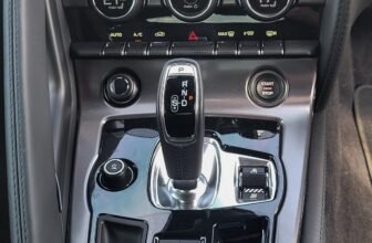 10 computerized sports activities automobiles which can be higher than a stick shift