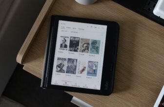 That is the one Kobo e-reader I would advocate for studying and note-taking