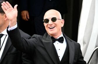 Jeff Bezos Reportedly Eyes Buy of CNBC as Tech Billionaires Gobble Up Media