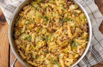 Cabbage Sausage Pasta – Barefeet within the Kitchen