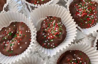 CHRISTMAS CROCK POT CANDY – The Southern Girl Cooks