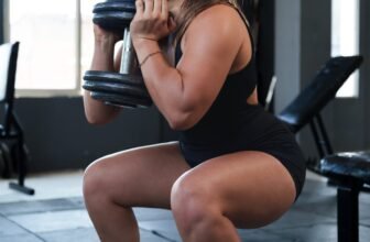 Methods to Do Squats: Newbie-Pleasant Variations to Construct Decrease Physique Power